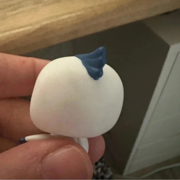 Littlest Pet Shop white and blue pelican 517 (2007) - Picture 9 of 15